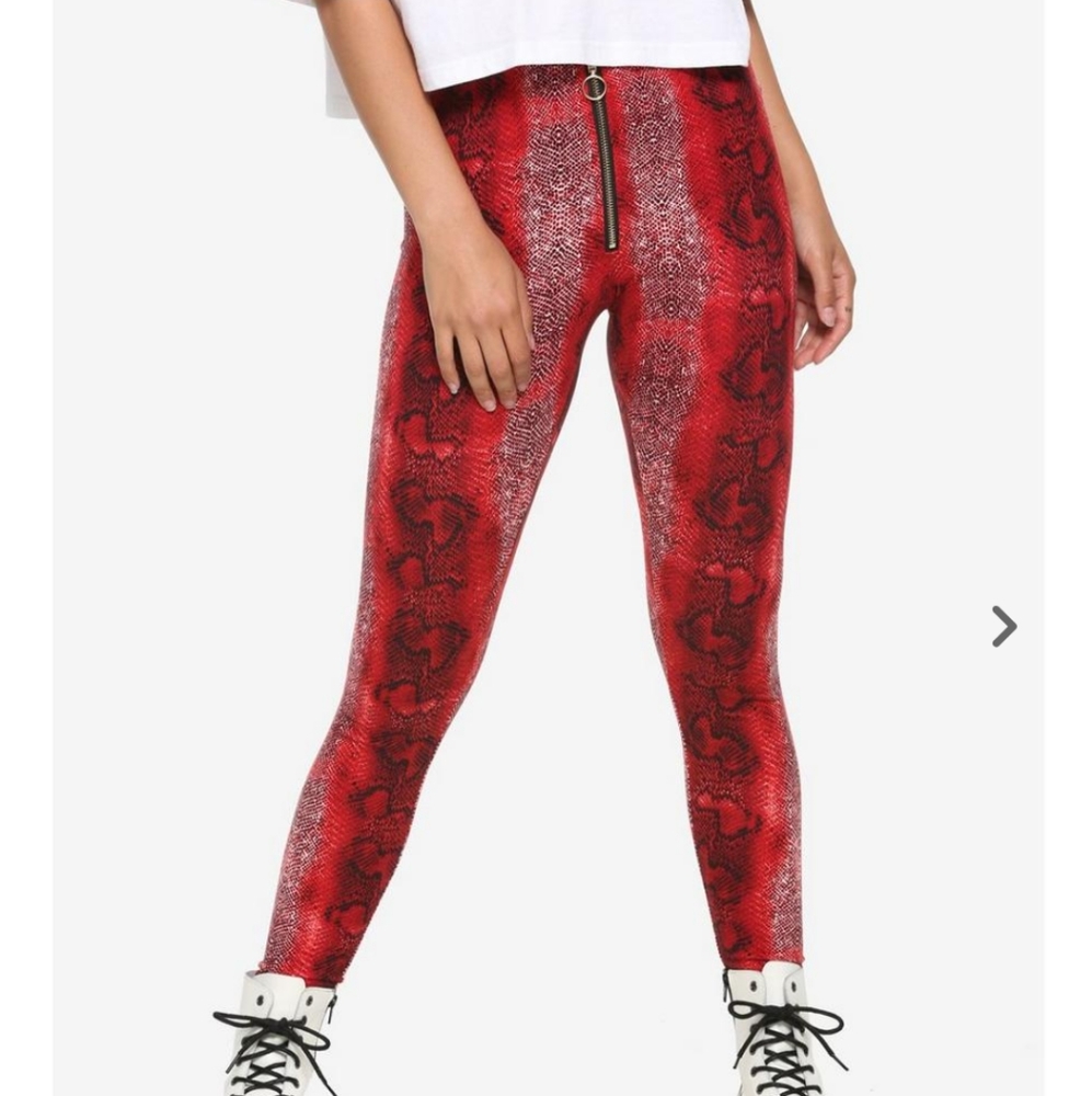 Poly & Esther Hot Topic Zip Up Snake Print Leggings